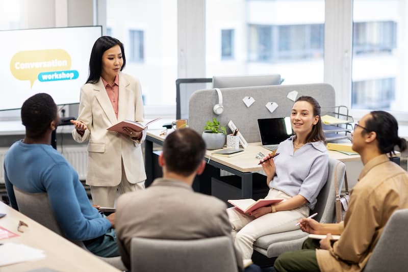 Une séance de coaching d'une équipe RH